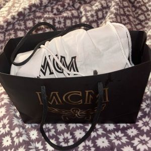 Aren Camera Bag in Spanish Calf Leather